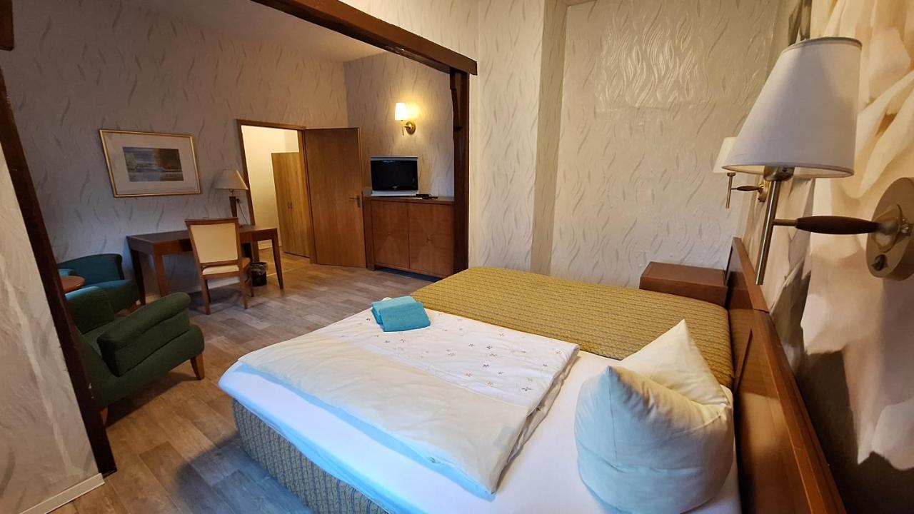Hotel Kulturhaus Felgeleben Schönebeck Екстериор снимка